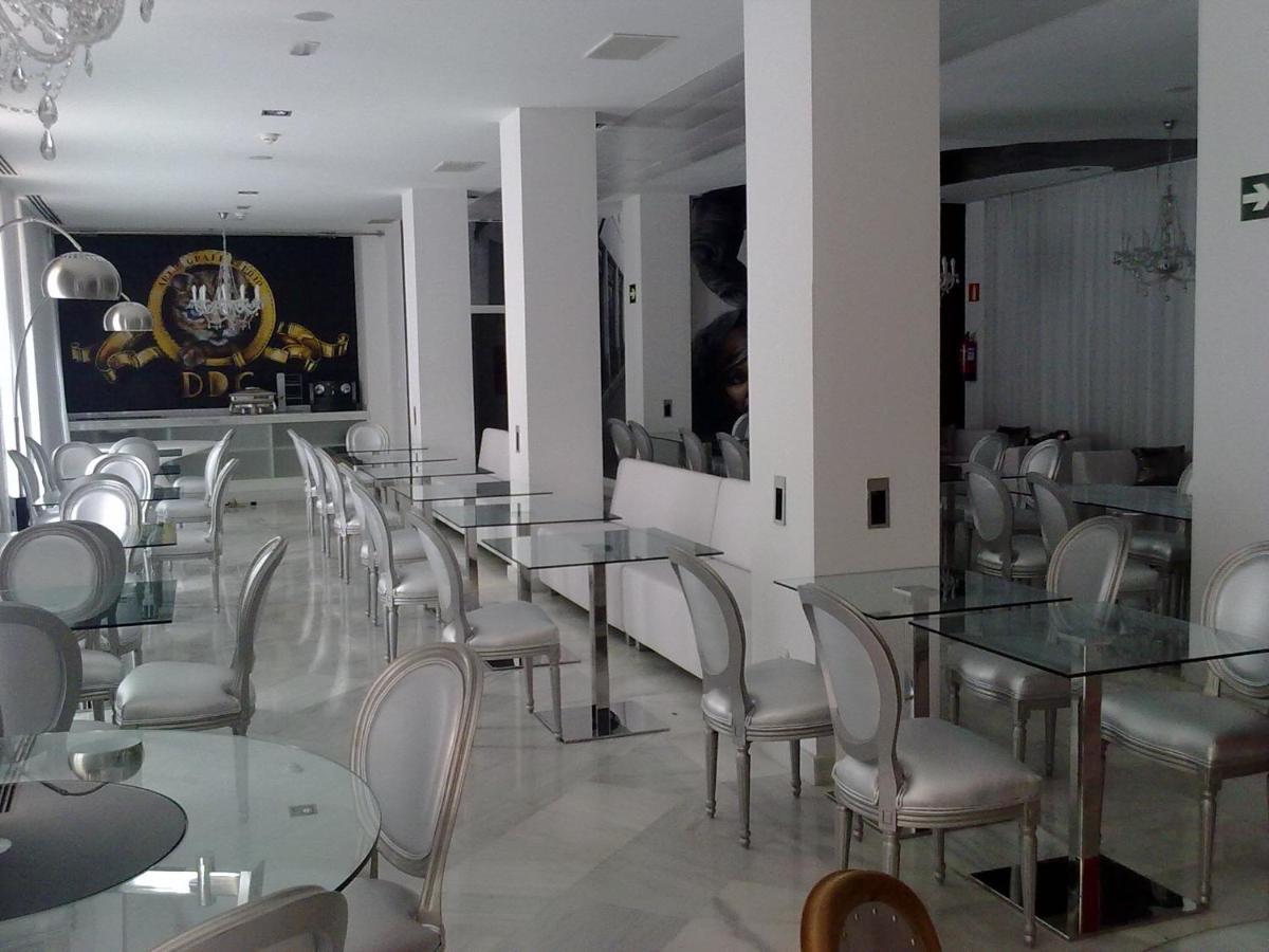 Dormirdcine Madrid Restaurant photo